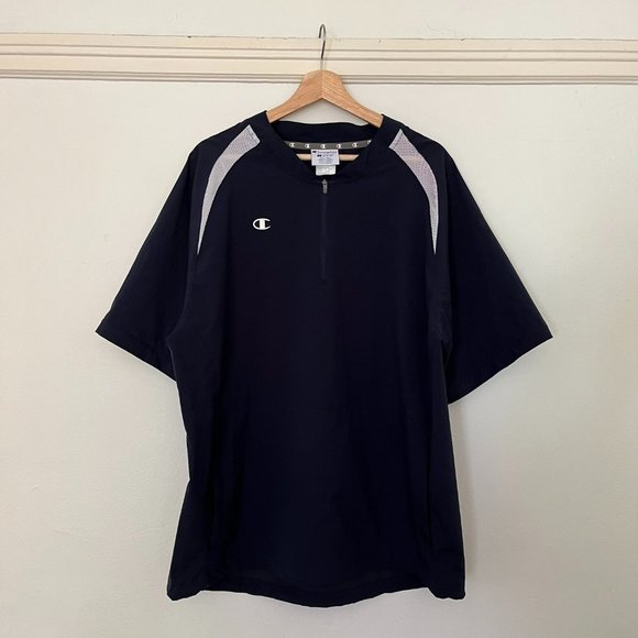 Vintage Champion Windbreaker with Big Pocket and Unzippable Sleeves - Picture 2 of 7